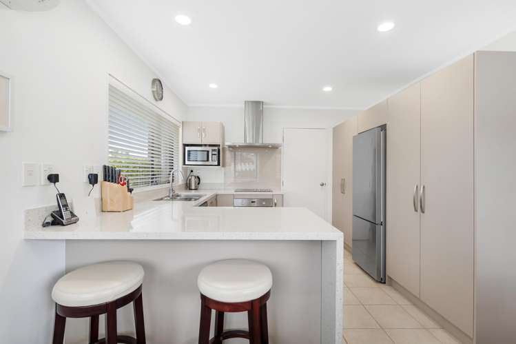 9A Nicholas Road Somerville_11