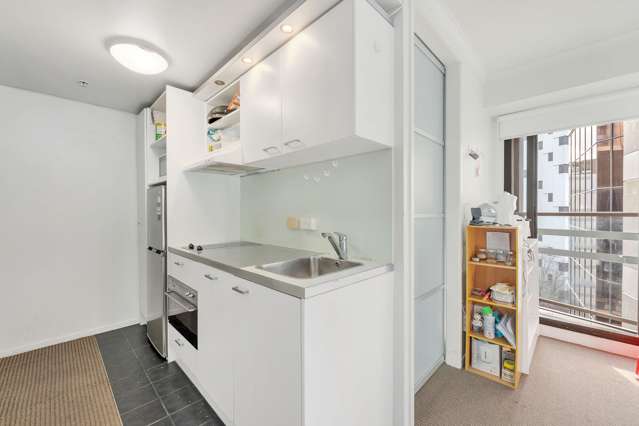 709/96 Symonds Street Grafton_3