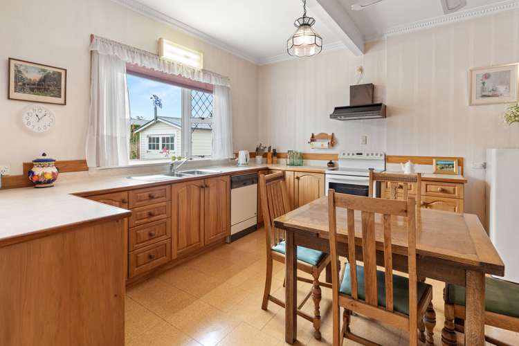 18 Kuratawhiti Street Greytown_11