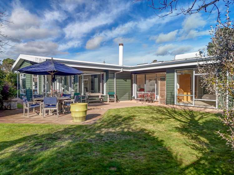 5 Suffolk Drive Otamatea_23