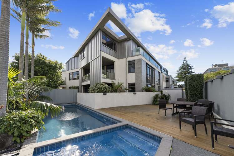 10/48 Marine Parade Mount Maunganui_19