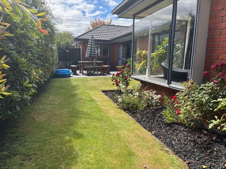 17 Showgate Ave Sockburn_14