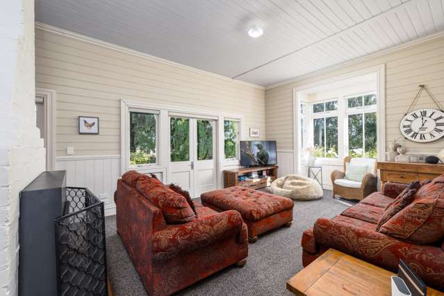 357 Hook School Road Makikihi_3