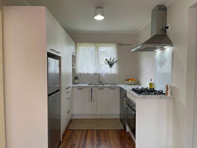 27 Reid Road New Lynn_2