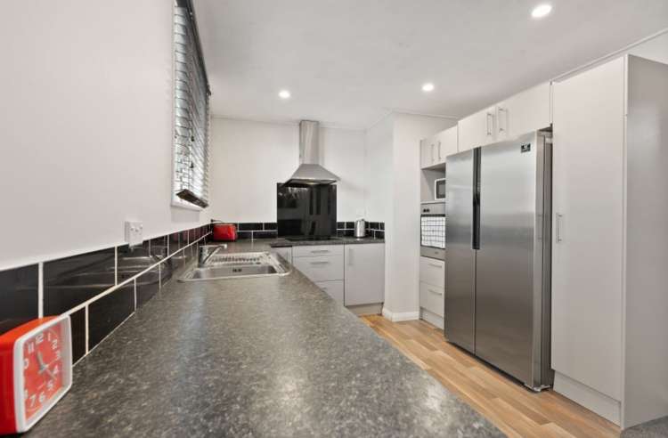 85 Monrad Street Highbury_7