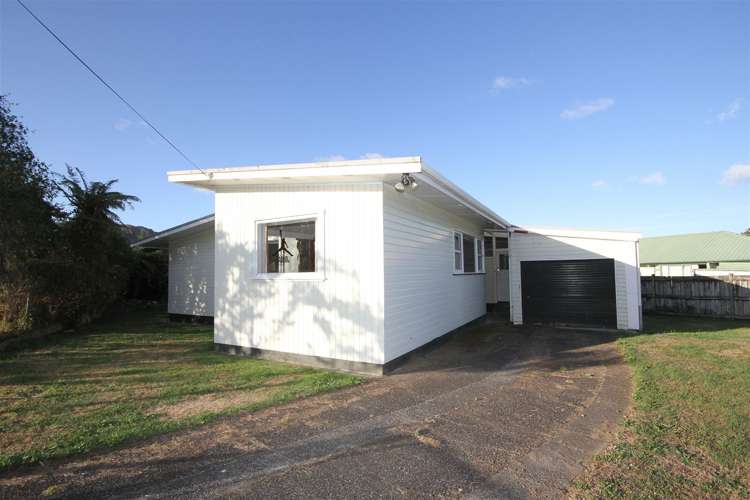 1 Queen Street Waihi_24