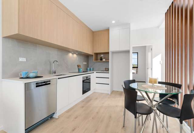4/4 Toru Street Te Atatu Peninsula_4