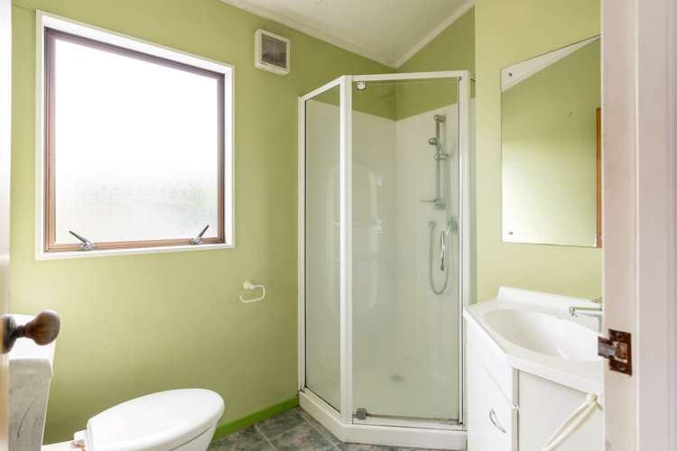 10 Sandgate Avenue Botany Downs_15