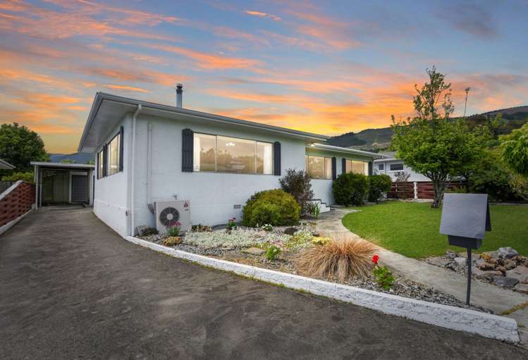 15 Churchill Avenue Richmond_19