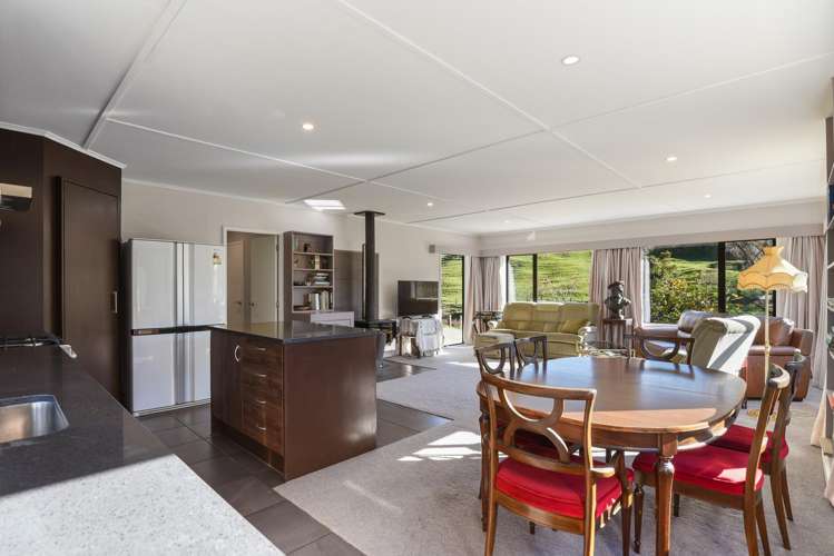 1422 Manawahe Road Manawahe_5