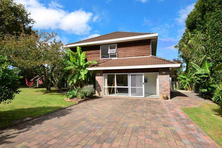 13 Zealandia Road Manly_0