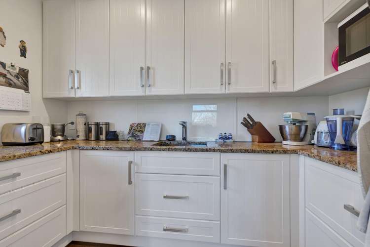 1 Orchard Lane Amberley_7