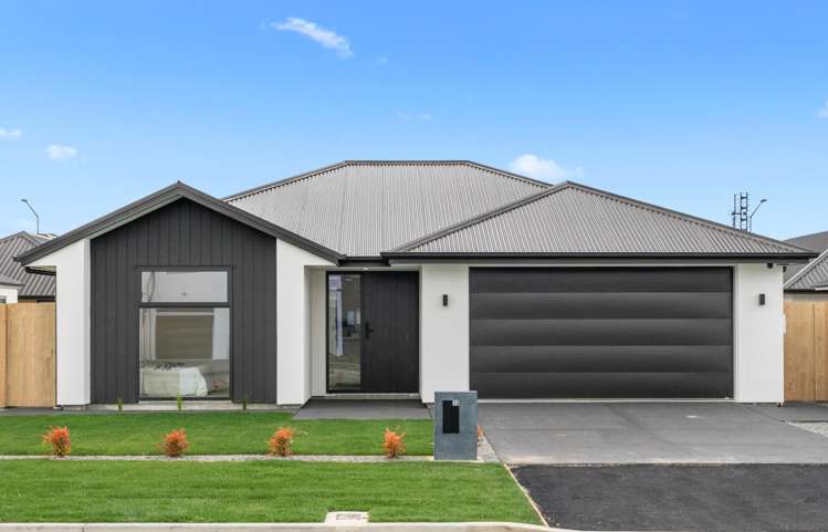 13 Samantha Lawry Road Wigram_15