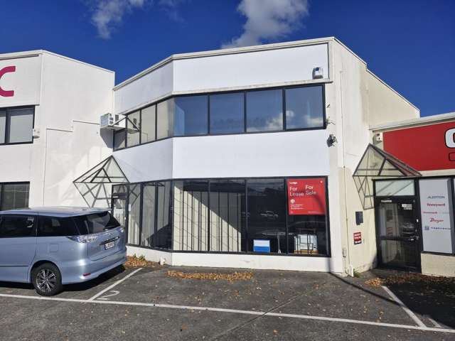 Showroom, Office, Warehouse with Profile & Parking