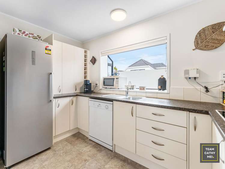 2/16 Wood Street Papakura_8