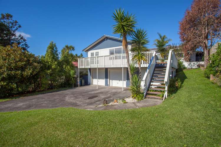 27 Puketitiro Street Glen Eden_19