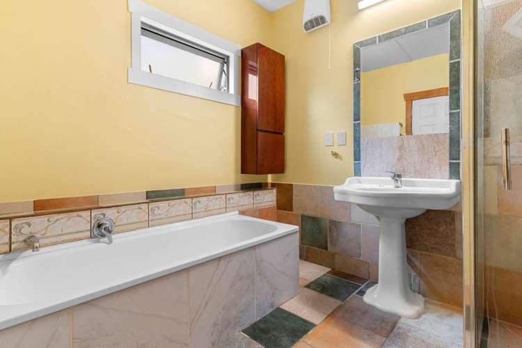 63 Hatea Drive Regent_16