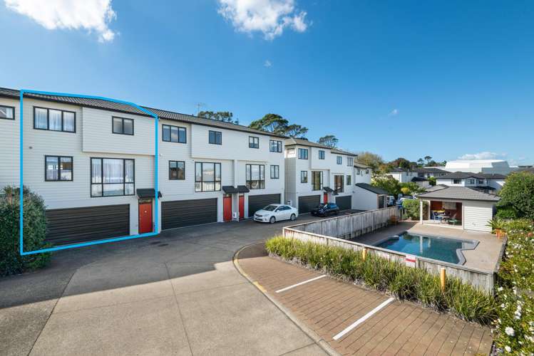 42/22 Northcross Drive Oteha_17