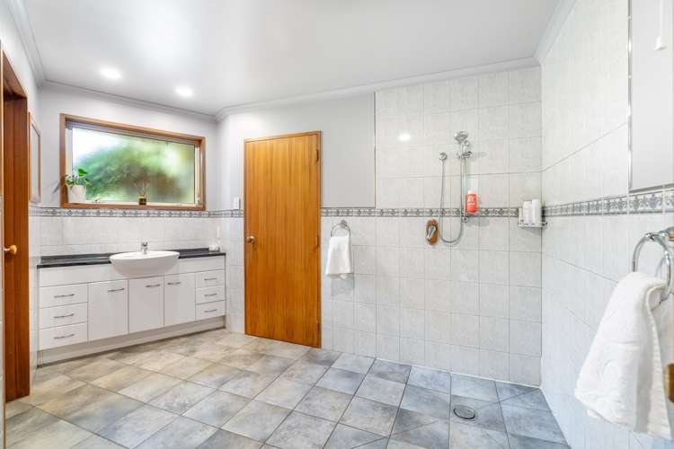 43 Raeburn Avenue Otatara_16