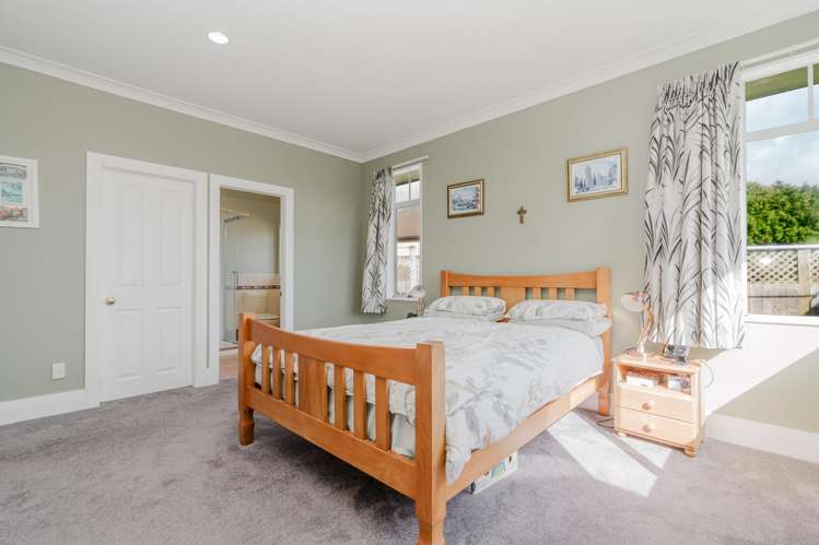 8 Sovereign Place Rototuna North_12