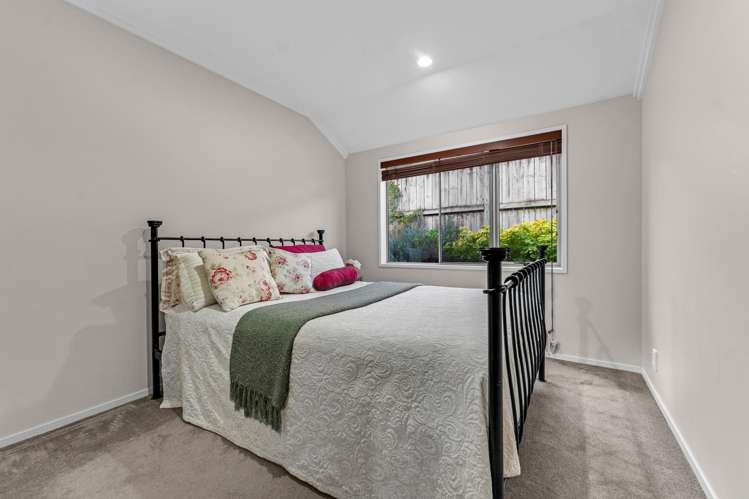 19 Savina Court Flat Bush_11