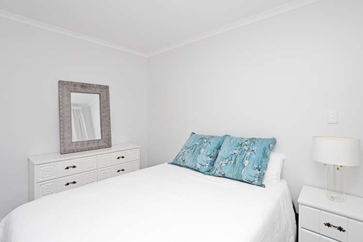 18 Lowe Street Avenal_12