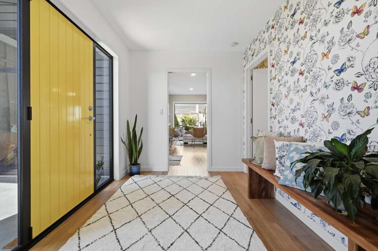 2 Benmore Crescent Pyes Pa_5