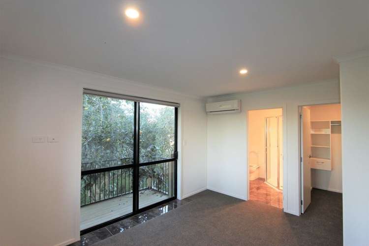 6 Pear Tree Lane Glenview_9