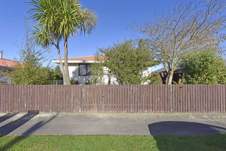 23 Roberts Road Hei Hei_18