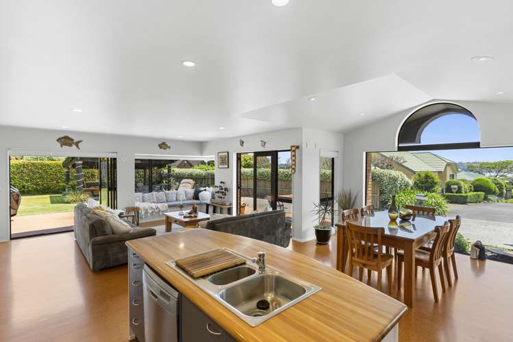 10 Fallsbrook Lane Mangere Bridge_6