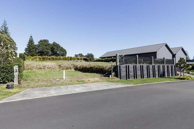 15 Kotare Drive_5