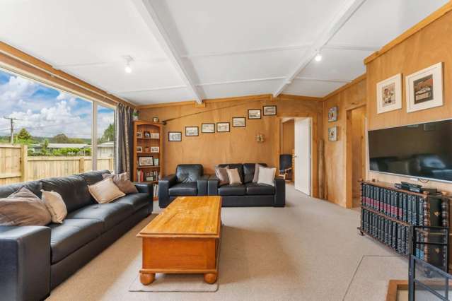 8 Korari Crescent 11204_4