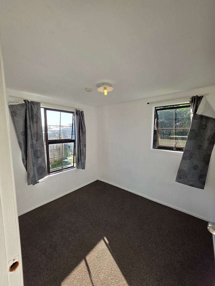 16 Clarkson Crescent Otara_15