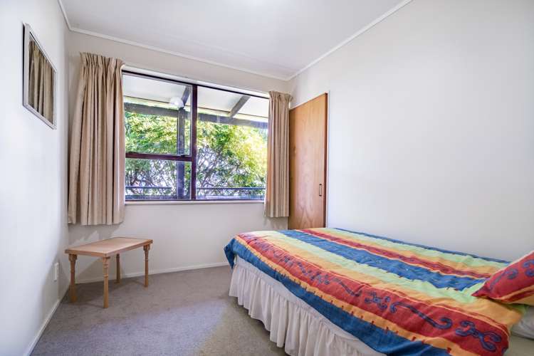 212 Golf Road Titirangi_9