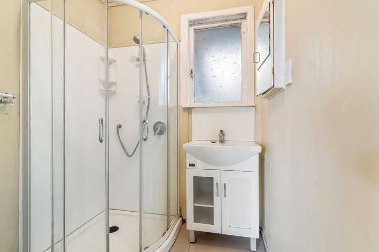 52A Portman & 61 Penrose Road Mount Wellington_18