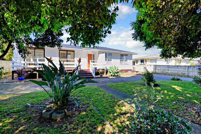 39 Blake Road Mangere East_1