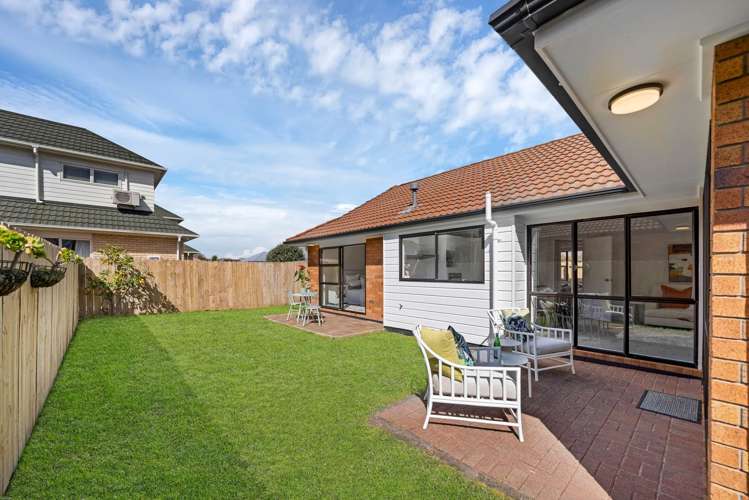 1/25 Headcorn Place Botany Downs_19