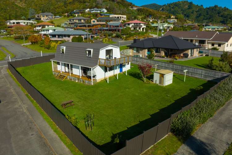 39 Moana View Road Waikawa_22