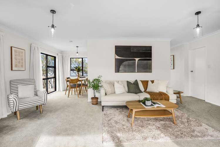 9 Naseby Grove Wainuiomata_5