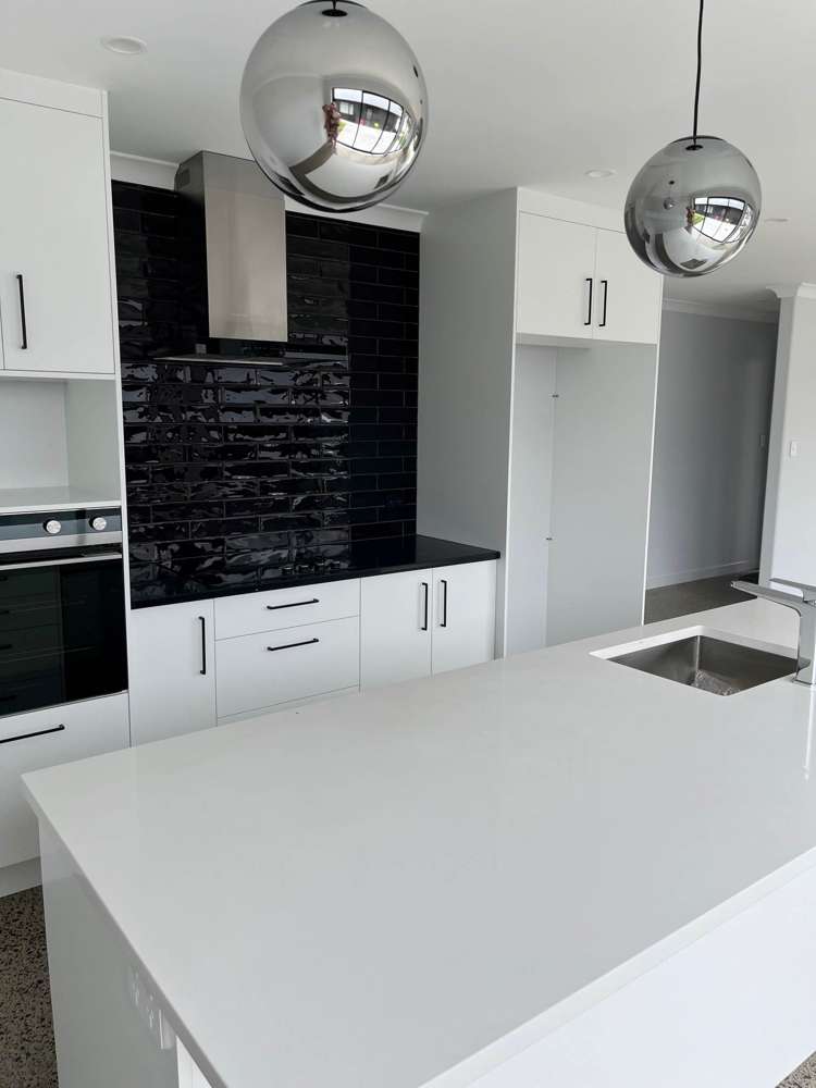 6 Whero Way Orewa_12