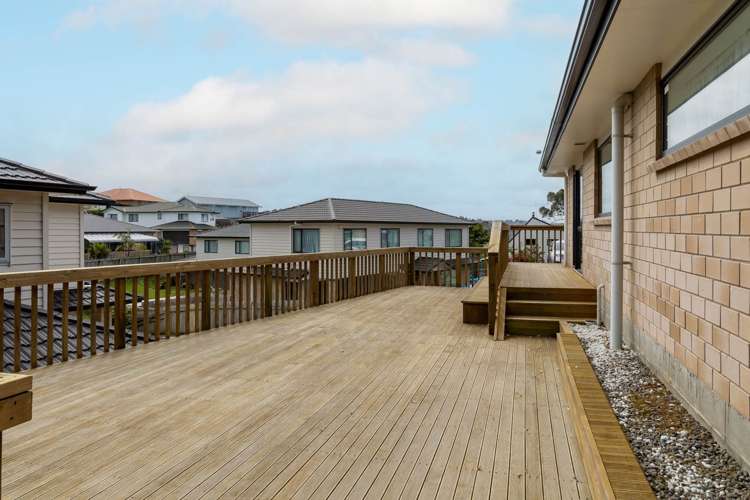 37c Simpson Road Ranui_9