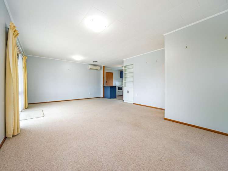 21 Sandstrom Grove Feilding_6