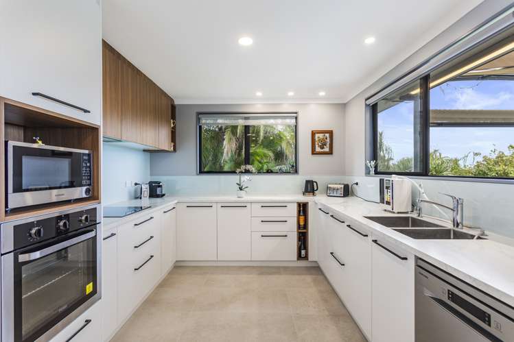 95 Grovenor Drive Orewa_1