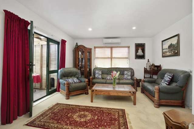 72m Seabrook Avenue New Lynn_4