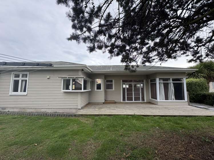 9 Gibson Drive Hornby_23