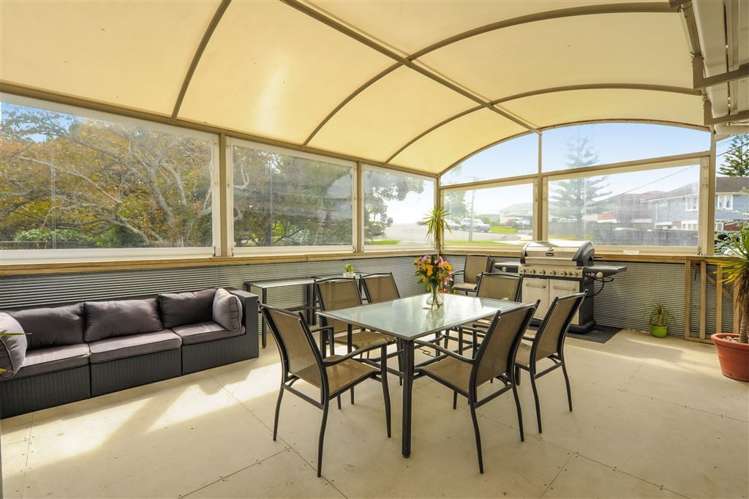 13 Fowey Avenue Te Atatu South_3