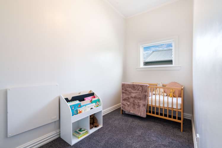 8 Maybank Street North East Valley_10