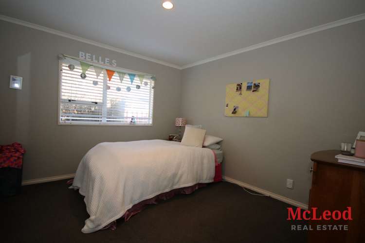 56 Farm Road Allenton_18