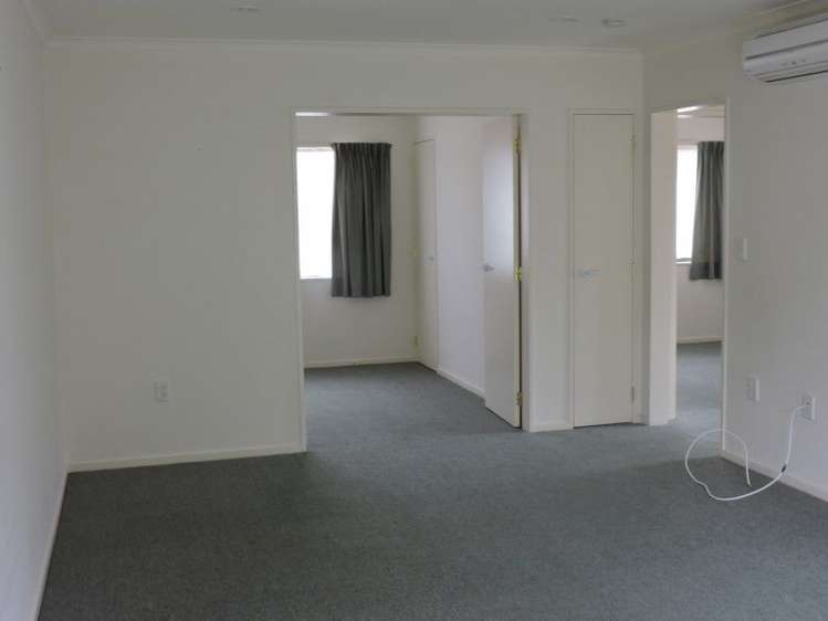 8/42 Main Road Tawa_9