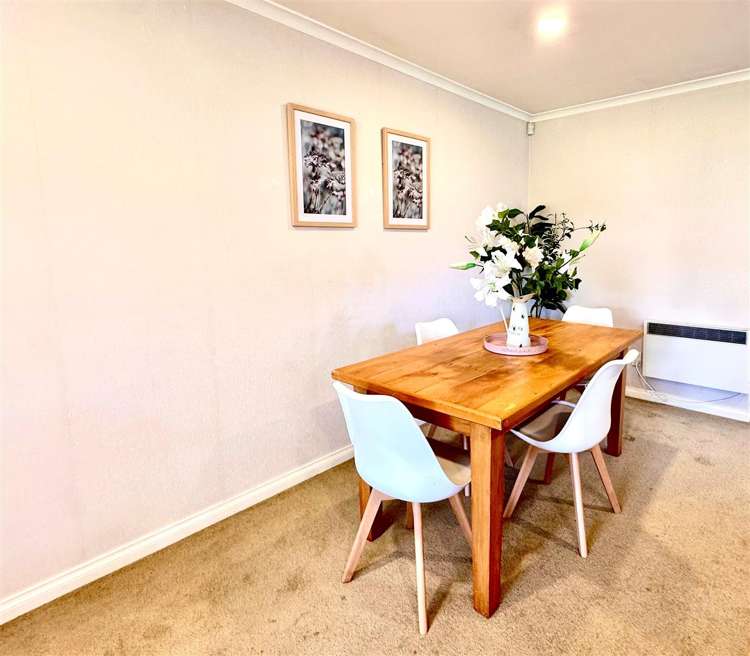 6 Richard Halse Drive_3